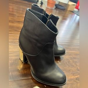 NIB Top Shop Topshop Premium Black Leather Boots Booties Good Plated Shoes